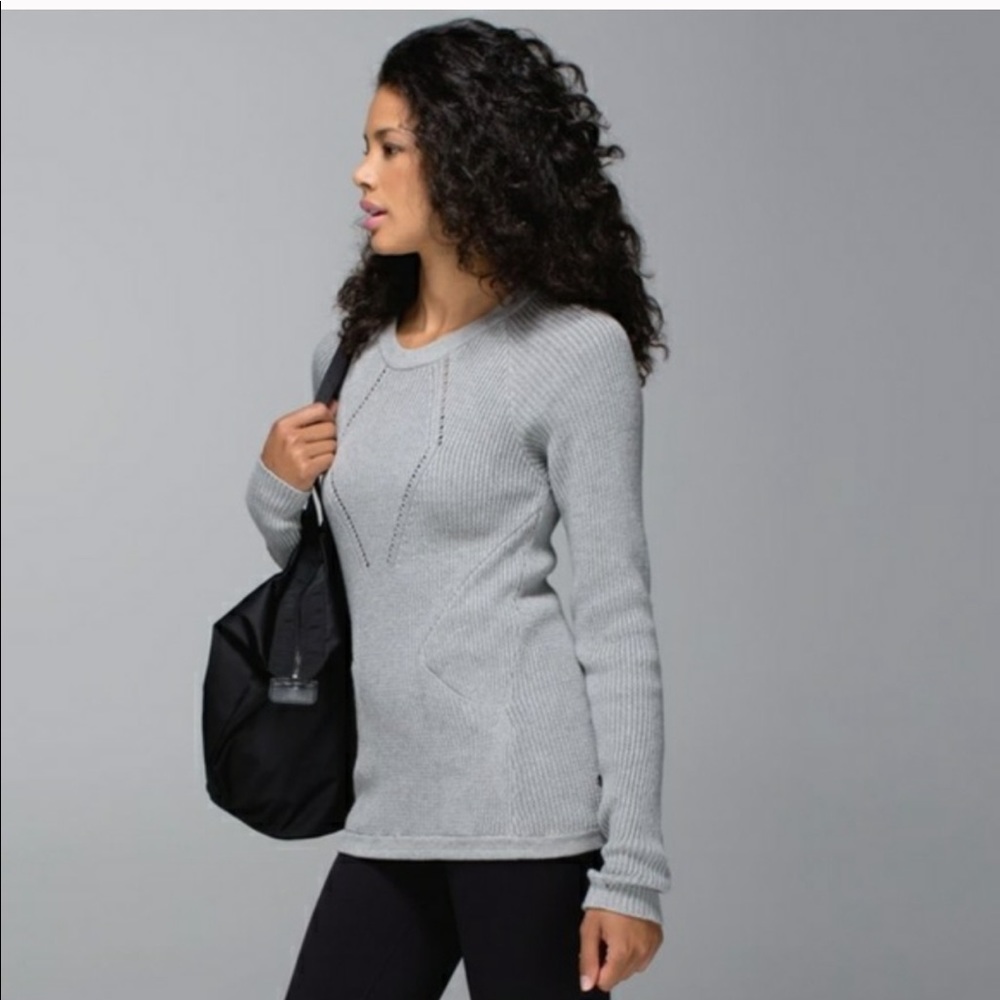 LULULEMON The Sweater the Better 10
